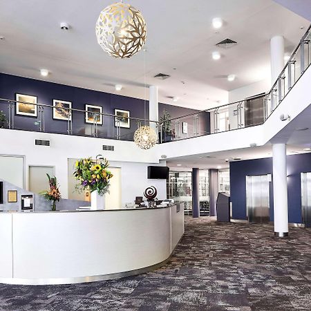 Quality Hotel Dickson Канберра Экстерьер фото