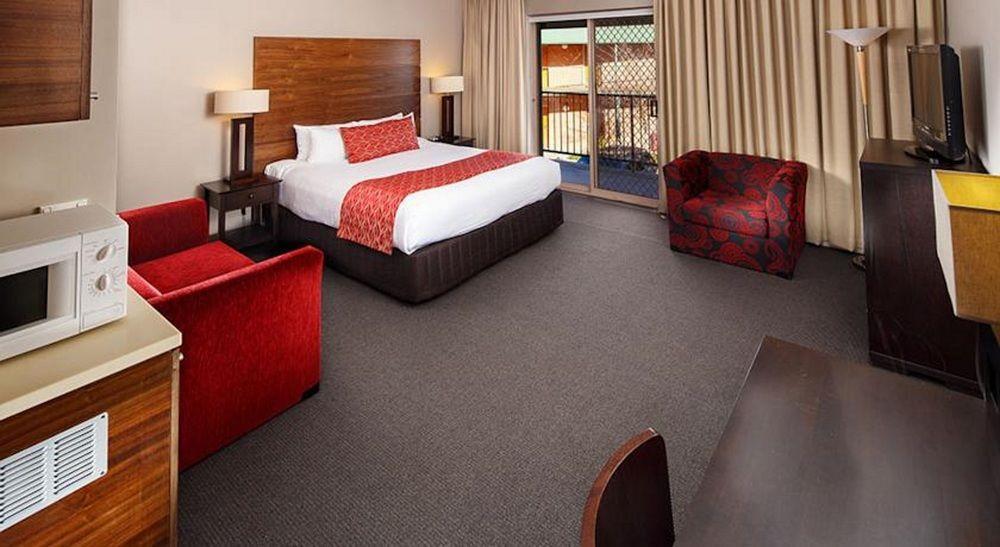 Quality Hotel Dickson Канберра Экстерьер фото