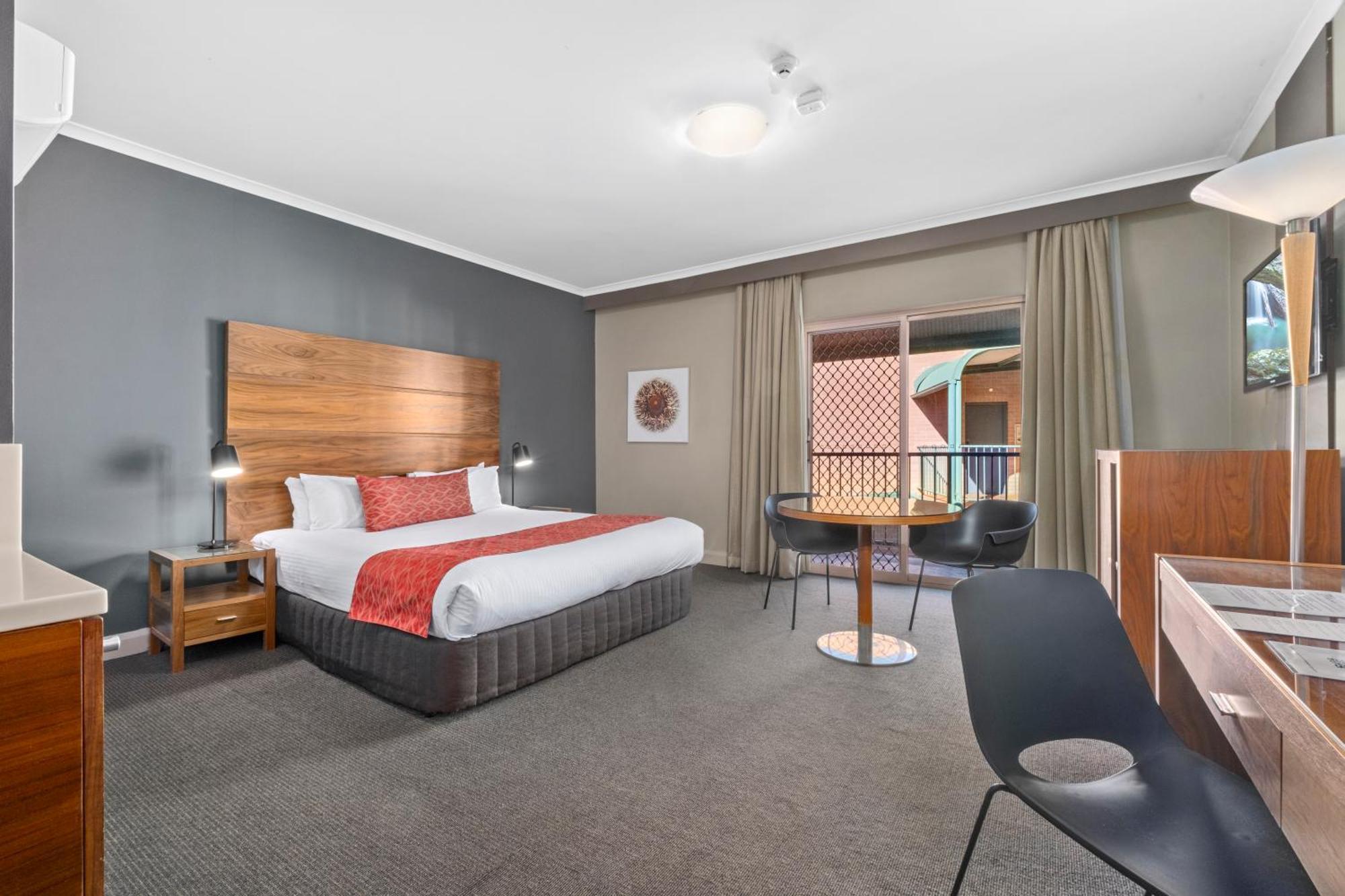 Quality Hotel Dickson Канберра Экстерьер фото