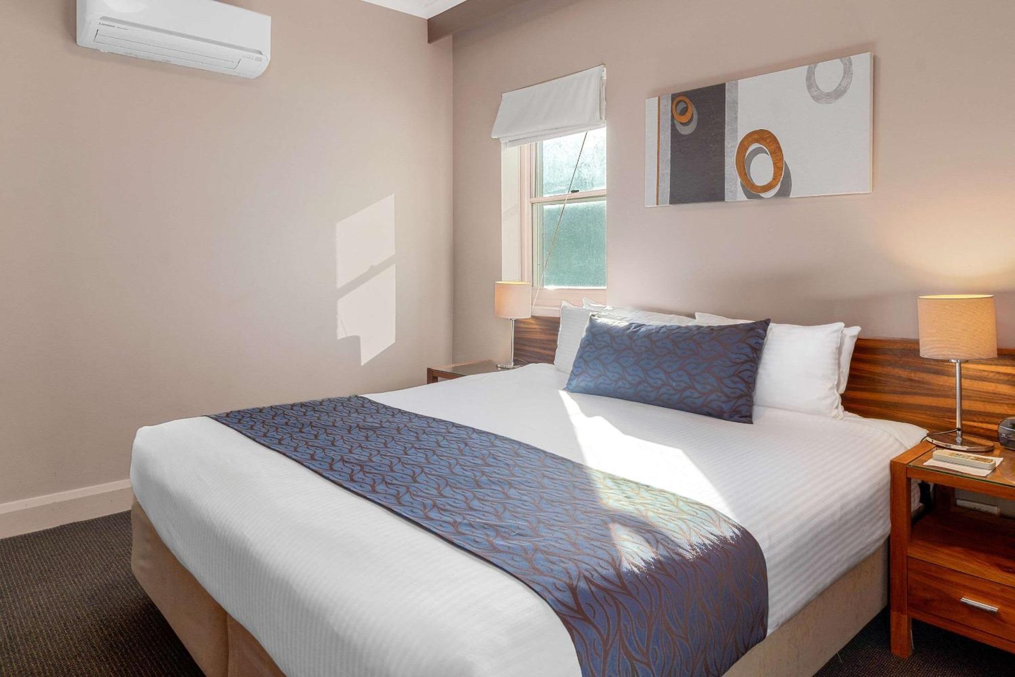 Quality Hotel Dickson Канберра Экстерьер фото