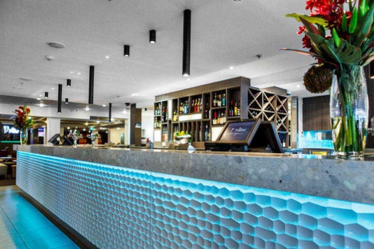Quality Hotel Dickson Канберра Экстерьер фото